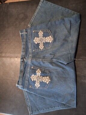 ABM Jeans Blue Denim Capris with Cream Cross Embroidery